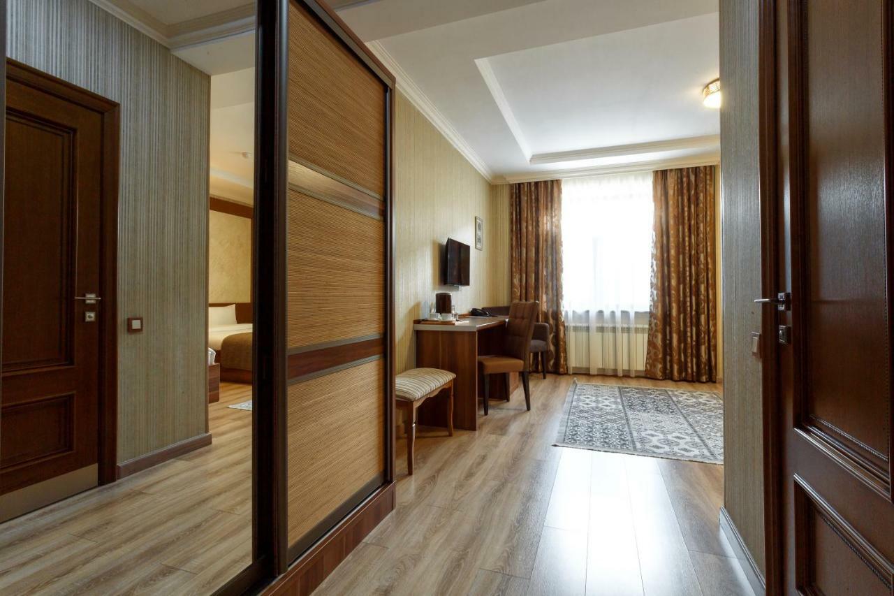 Sacvoyage Hotel Almaty Bagian luar foto