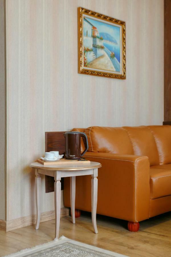 Sacvoyage Hotel Almaty Bagian luar foto